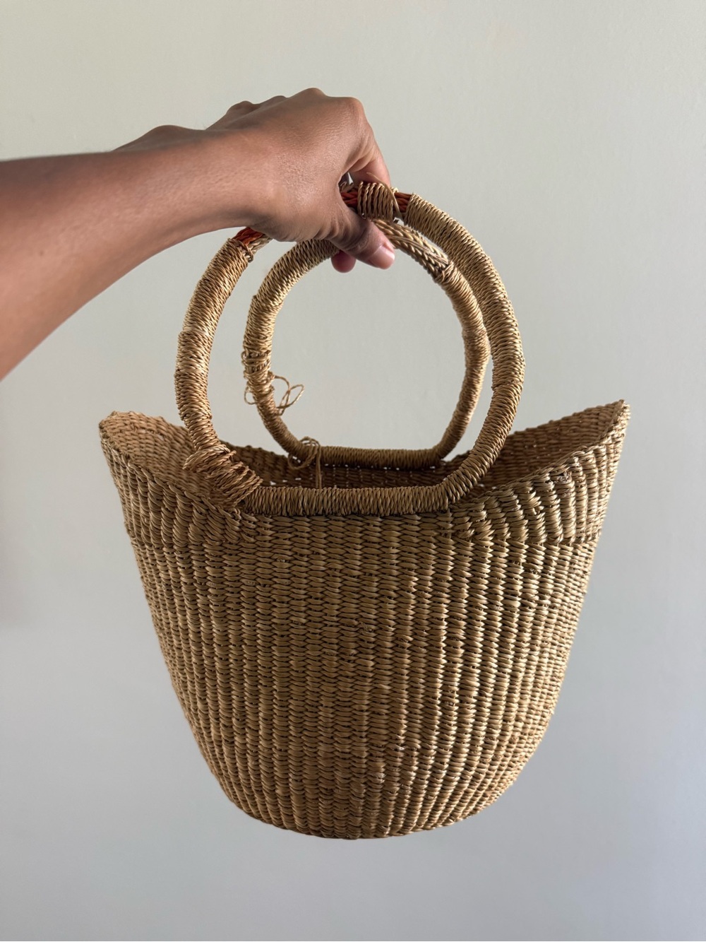Woven Straw Ring-Handle Tote Bag in Natural